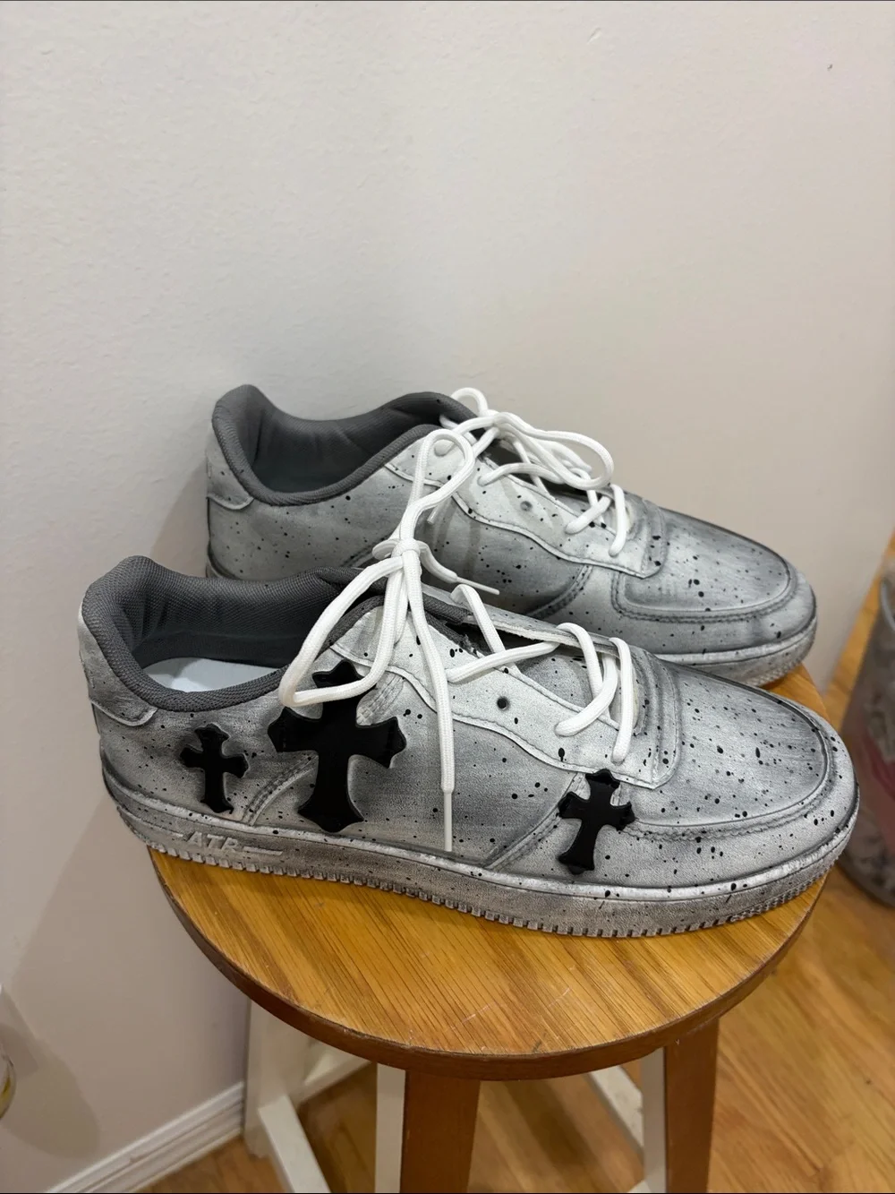 Kids Gray Cross Accent Sneakers with White Laces. New never worn